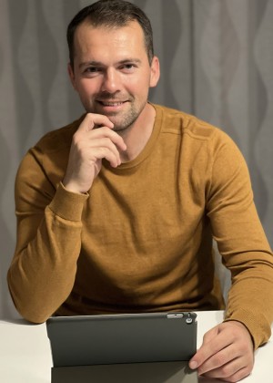 Dimitri K