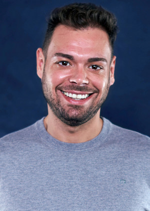 Dustin M